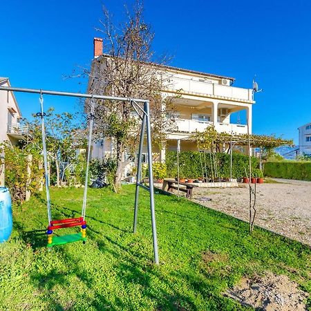 Apartments Marija P Lopar Bagian luar foto