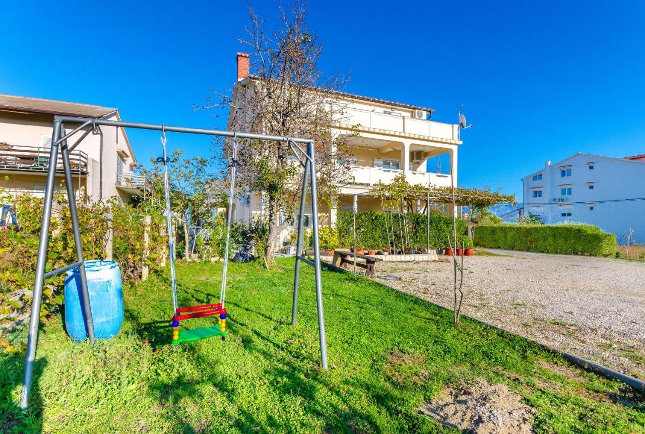 Apartments Marija P Lopar Bagian luar foto